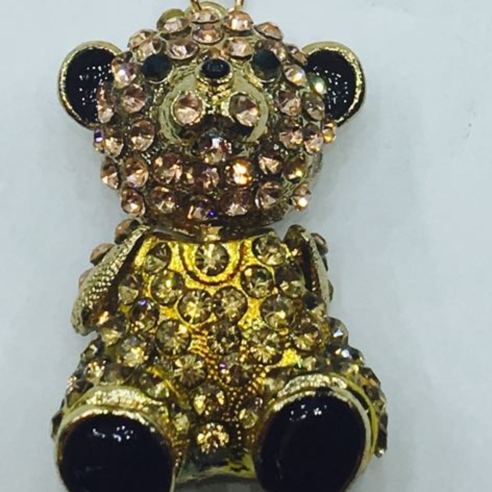CLASSY KEYCHAIN- BEAR. NEW!